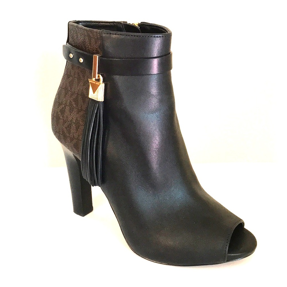 🔥HOST PICK🇨🇦 Michael Kors Peep Toe Boots Size 6
